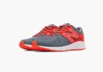 Running shoes imported from china